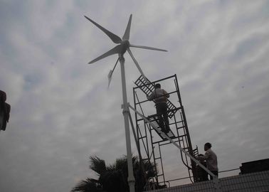 中国 格子低い風の開始のタイプが付いている雑種の太陽風のパワー系統を離れた再生可能エネルギー 工場